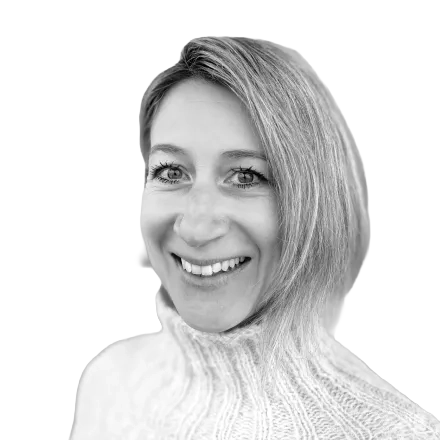 &nbsp; &nbsp; &nbsp; &nbsp; &nbsp; &nbsp;Monika Schweizer